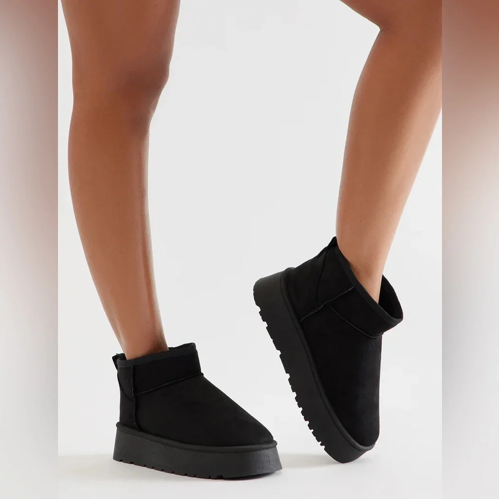 Wild Diva Black Platform Ankle Boots/Booties‎ | NEW/NIB!!🖤🖤